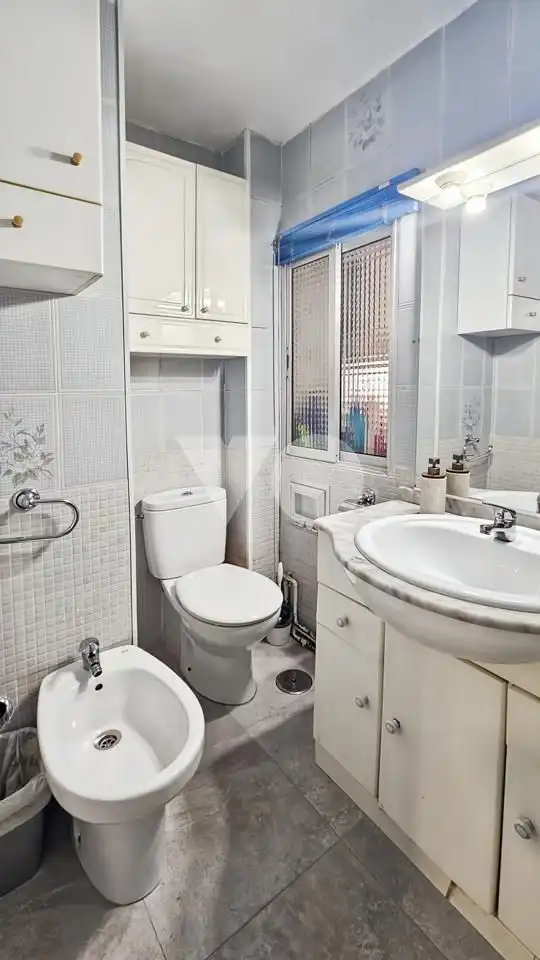Bathroom of Flat for sale in Madrid  with Heating and Furnished