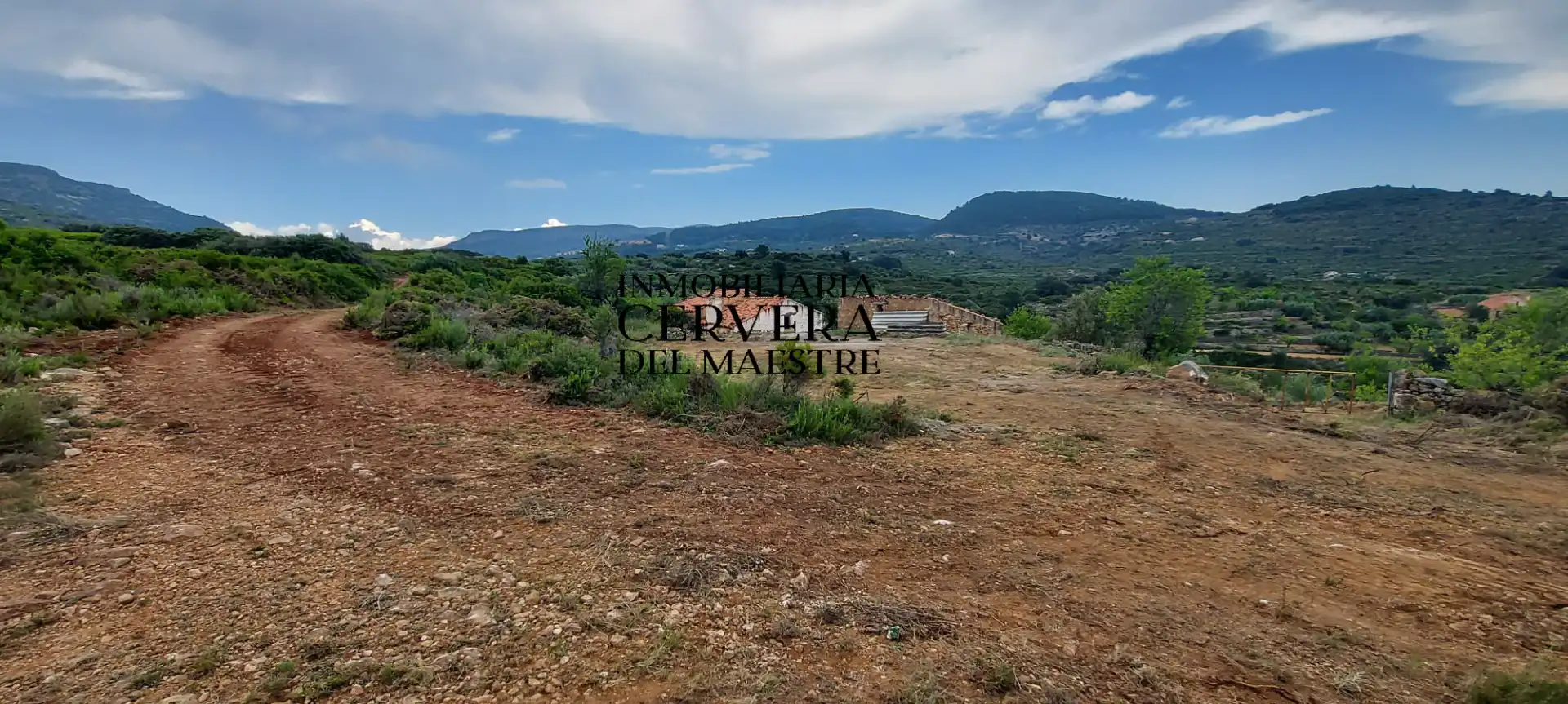 Country house zum Verkauf in Sierra Engarcerán mit Privatgarten