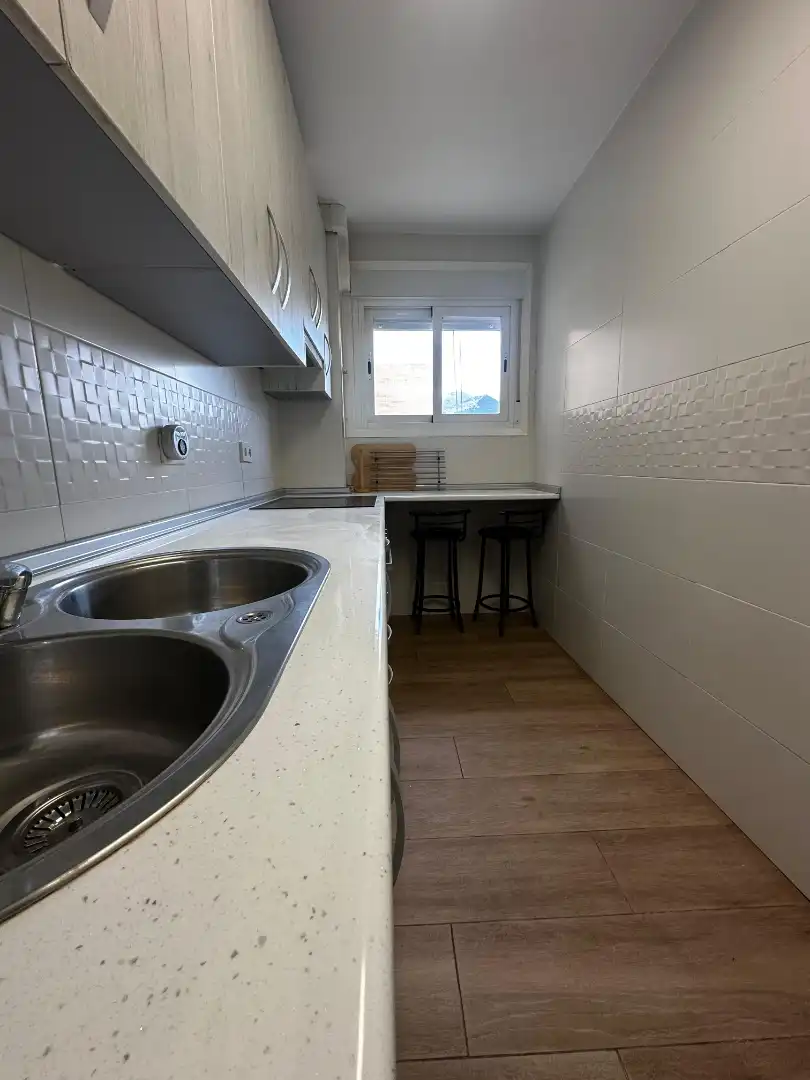 Küche von Wohnung zur Miete in Jaén mit Klimaanlage und Möbliert