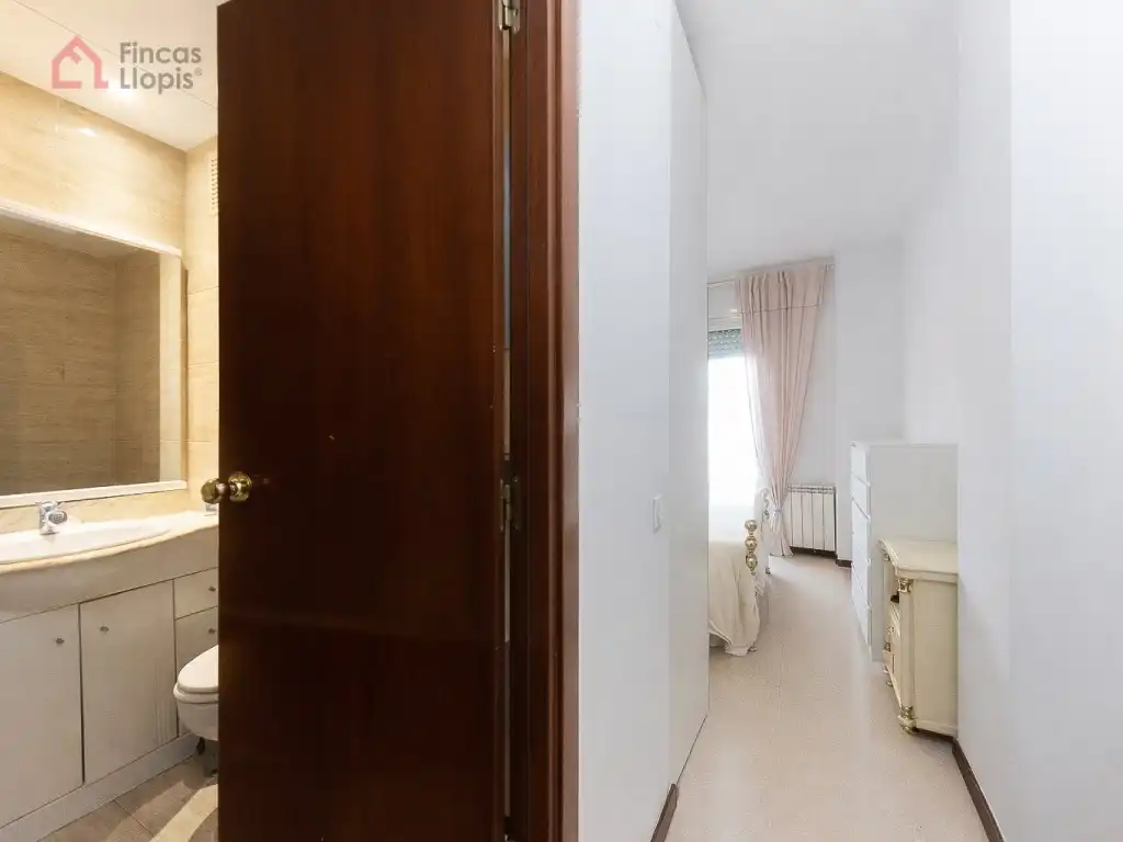 Schlafzimmer von Wohnung zum Verkauf in L'Hospitalet de Llobregat mit Terrasse und Balkon