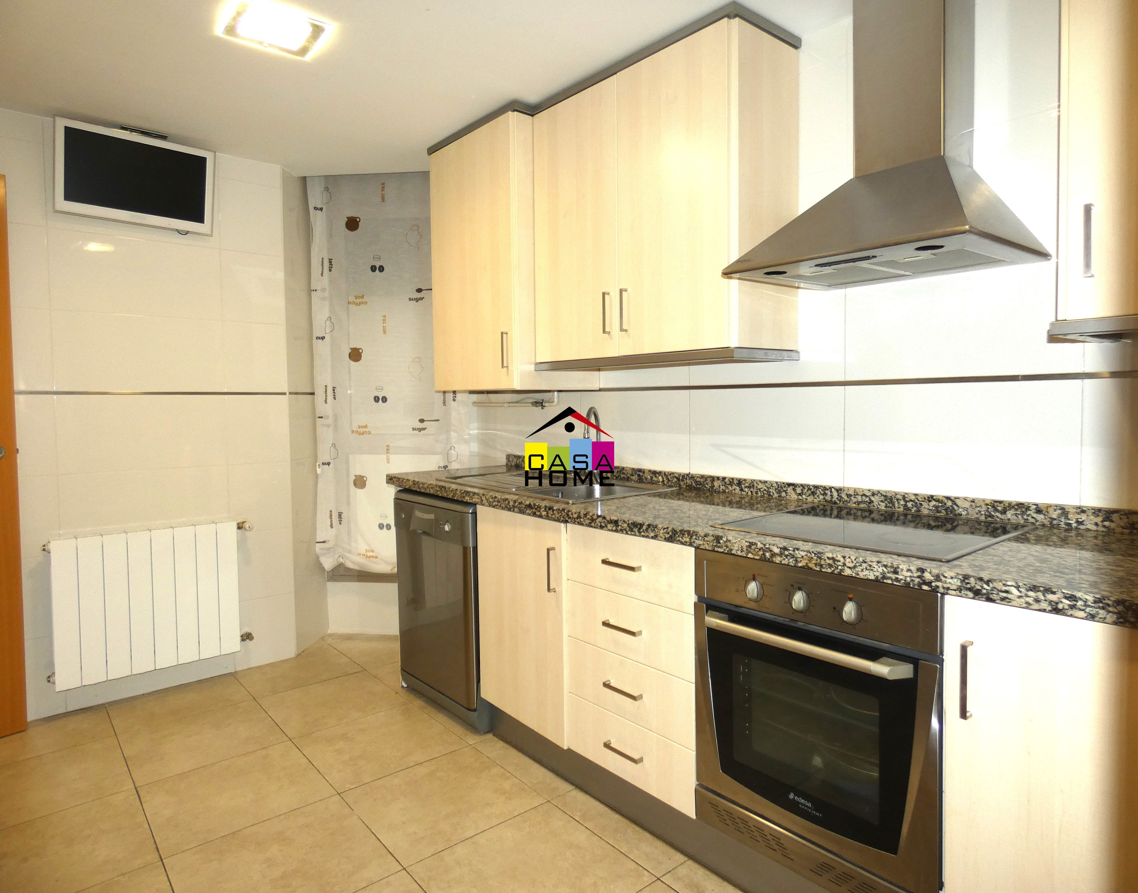 Kitchen of Flat for sale in Castellón de la Plana / Castelló de la Plana  with Air Conditioner and Heating