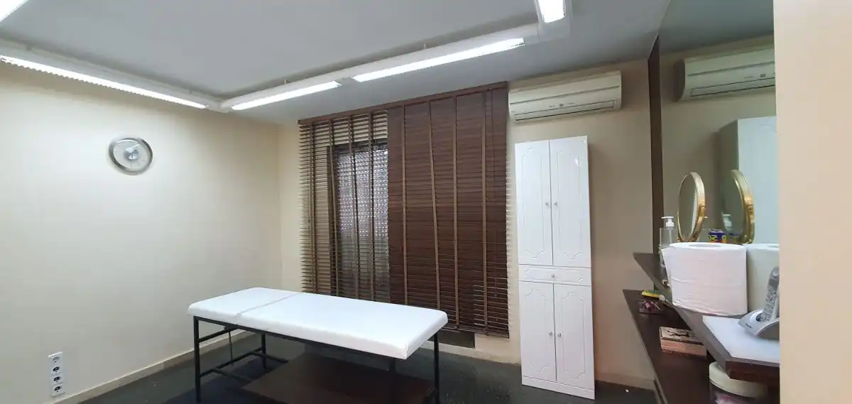 Schlafzimmer von Büro zum Verkauf in Tarragona mit Klimaanlage, Heizung und Terrasse