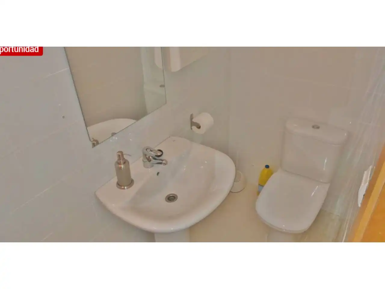 Baño de Local en venta en Torrent con Aire acondicionado