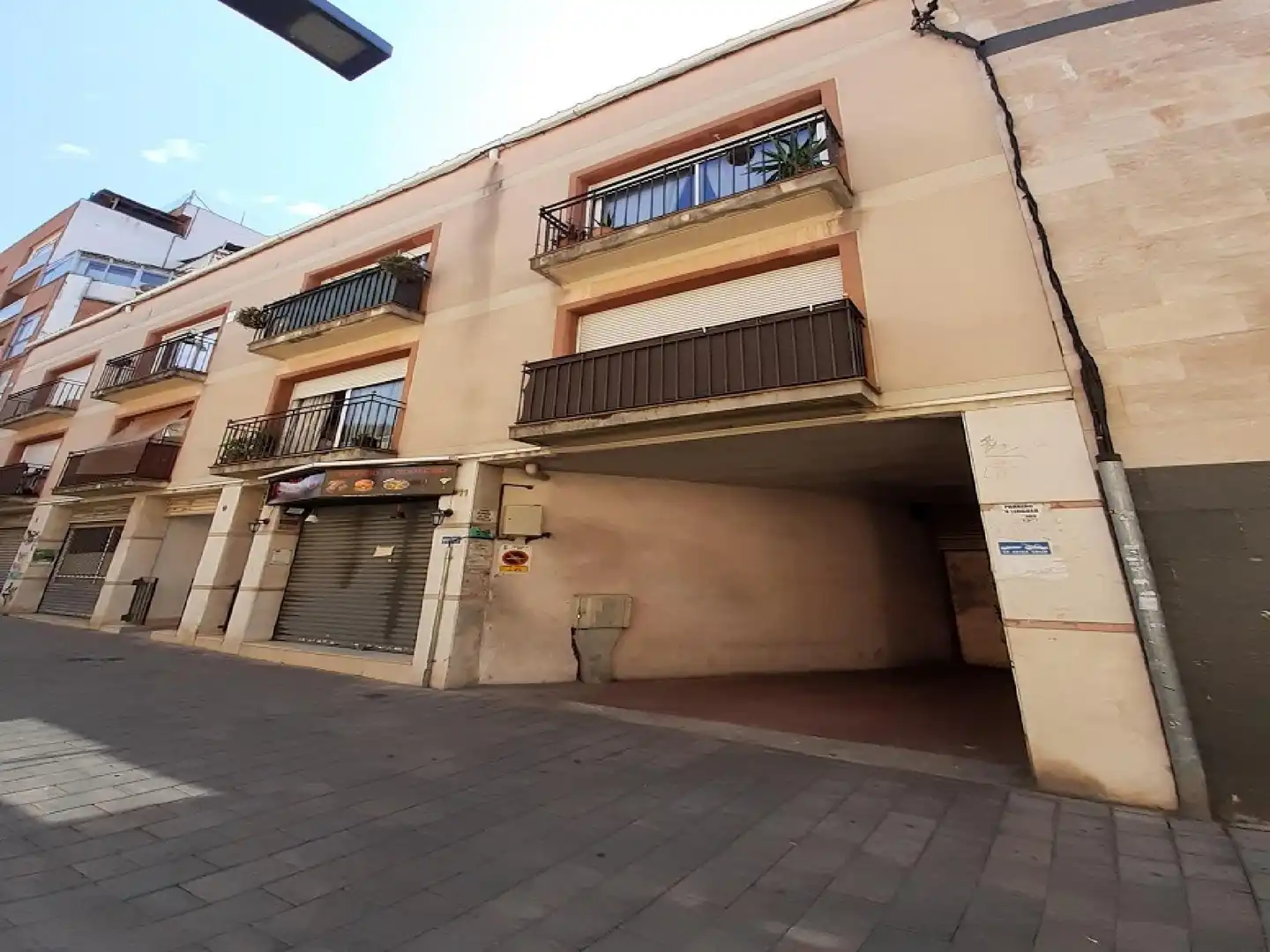 Vista exterior de Garaje en venta en Rubí