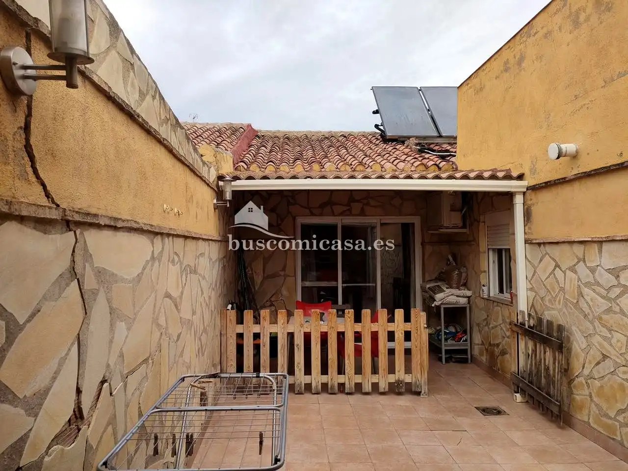 Vista exterior de Casa adosada en venta en Jaén con Aire acondicionado, Terraza y Amueblado
