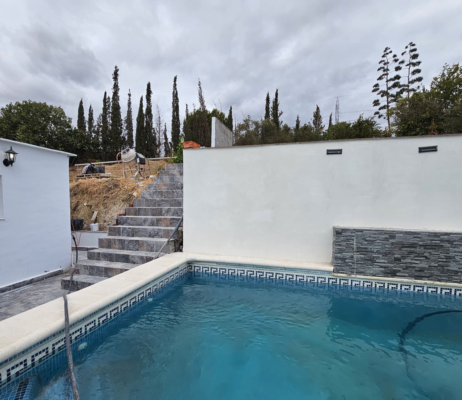 Swimming pool of Country house to rent in Cártama  with Air Conditioner, Heating and Private garden