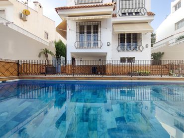 Maison avec piscine à vendre à Calle Sacramento 15