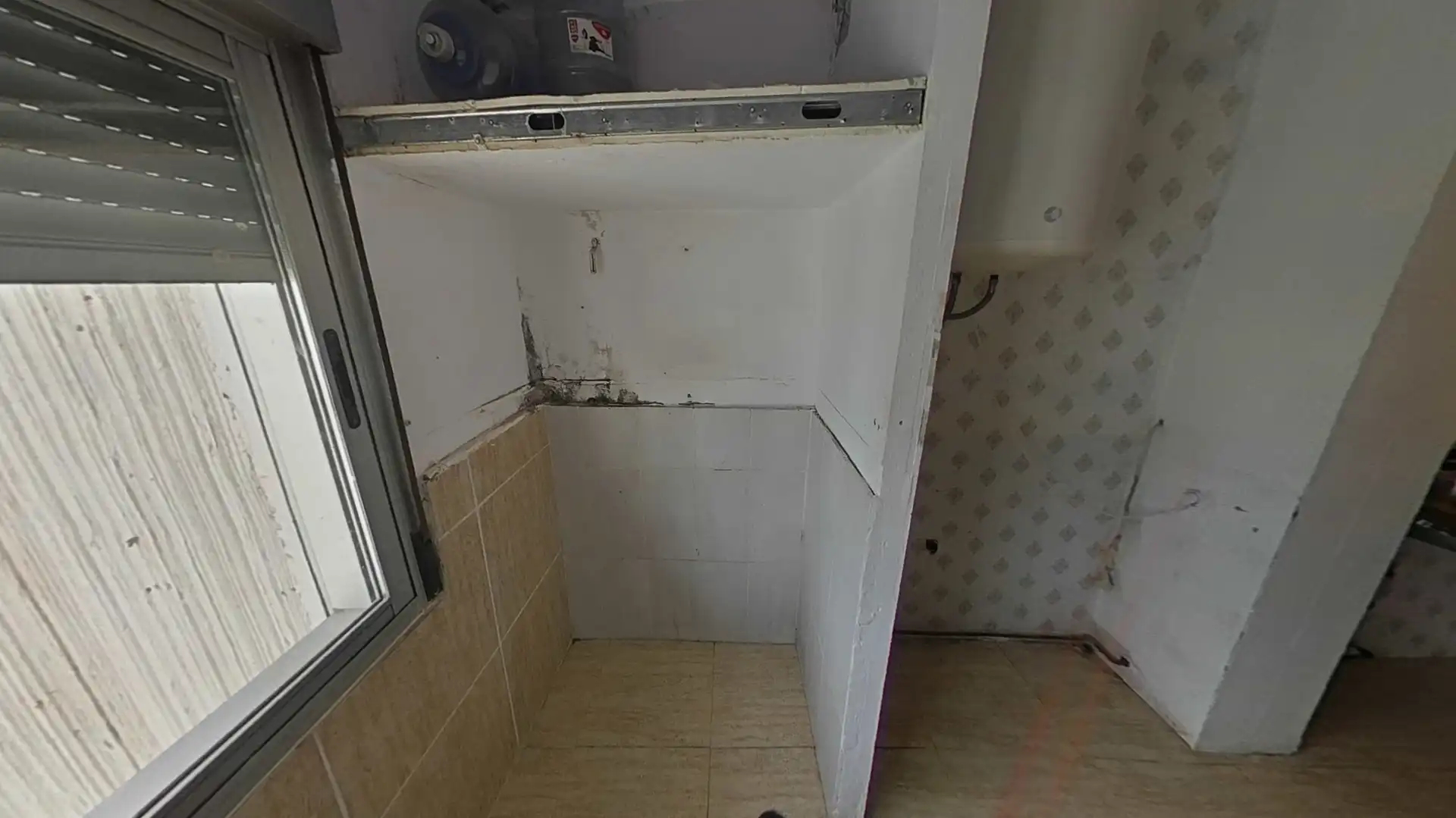 Badezimmer von Wohnungen zum Verkauf in Córdoba