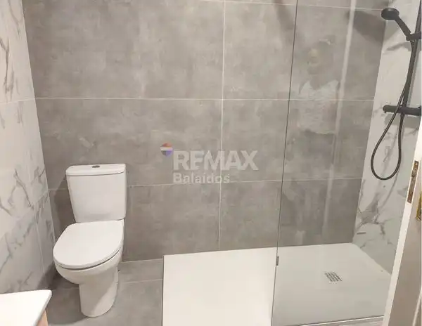 Bathroom of Flat for sale in Vigo   with Heating