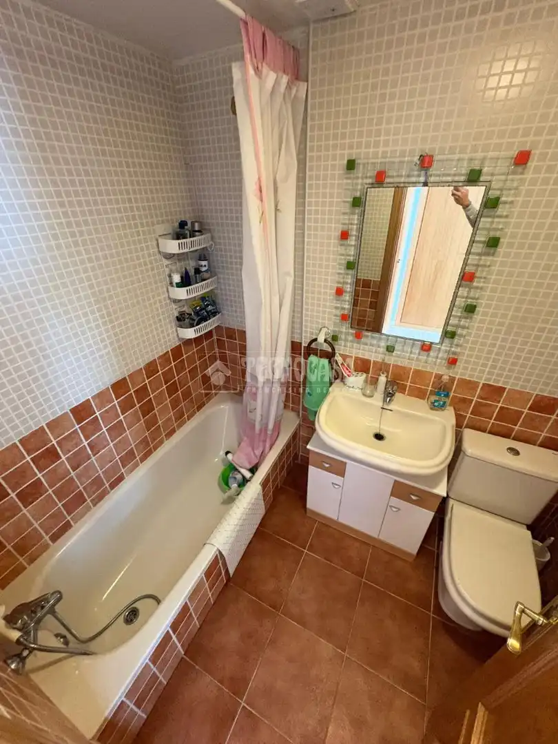 Baño de Casa adosada en venta en Valdemoro con Jardín privado y Terraza