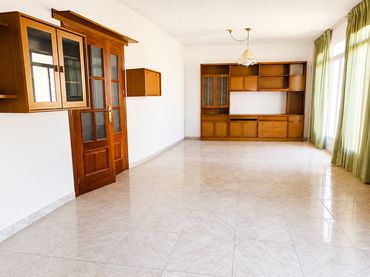 Adossat en venda a Totana