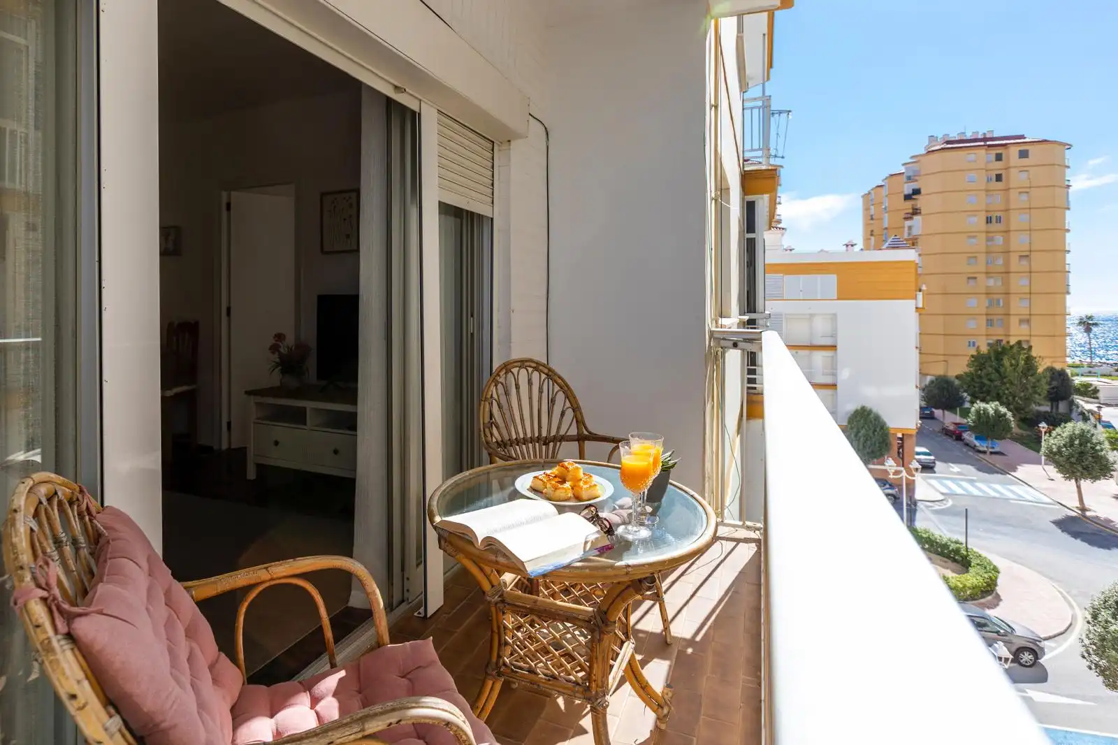 Terraza de Piso de alquiler en Torrenueva Costa con Aire acondicionado, Terraza y Amueblado