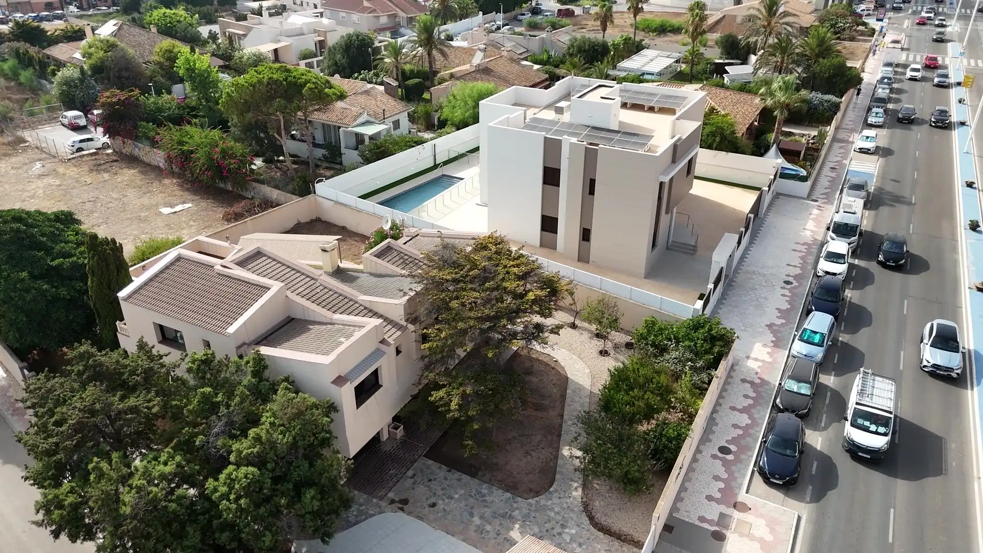 Vista exterior de Casa o xalet en venda en La Manga del Mar Menor amb Aire condicionat, Calefacció i Jardí privat