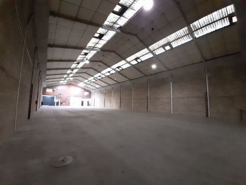Nau industrial en venda en Getafe