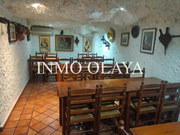 Business premises for transfer in Salut - Lloreda