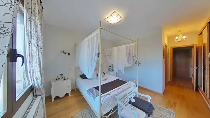 Dormitori de Casa o xalet en venda en Valdemanco amb Calefacció, Terrassa i Traster