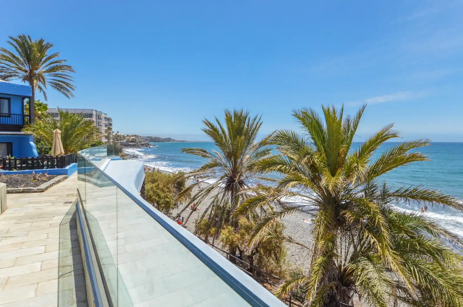 Vista exterior de Casa o xalet en venda en San Bartolomé de Tirajana amb Aire condicionat, Terrassa i Moblat