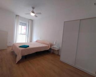 Dormitori de Apartament per a compartir en  Murcia Capital