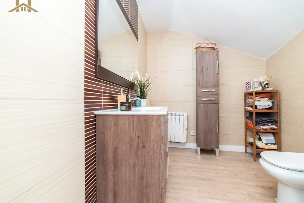 Badezimmer von Maisonette zum Verkauf in Villamantilla mit Heizung und Abstellraum