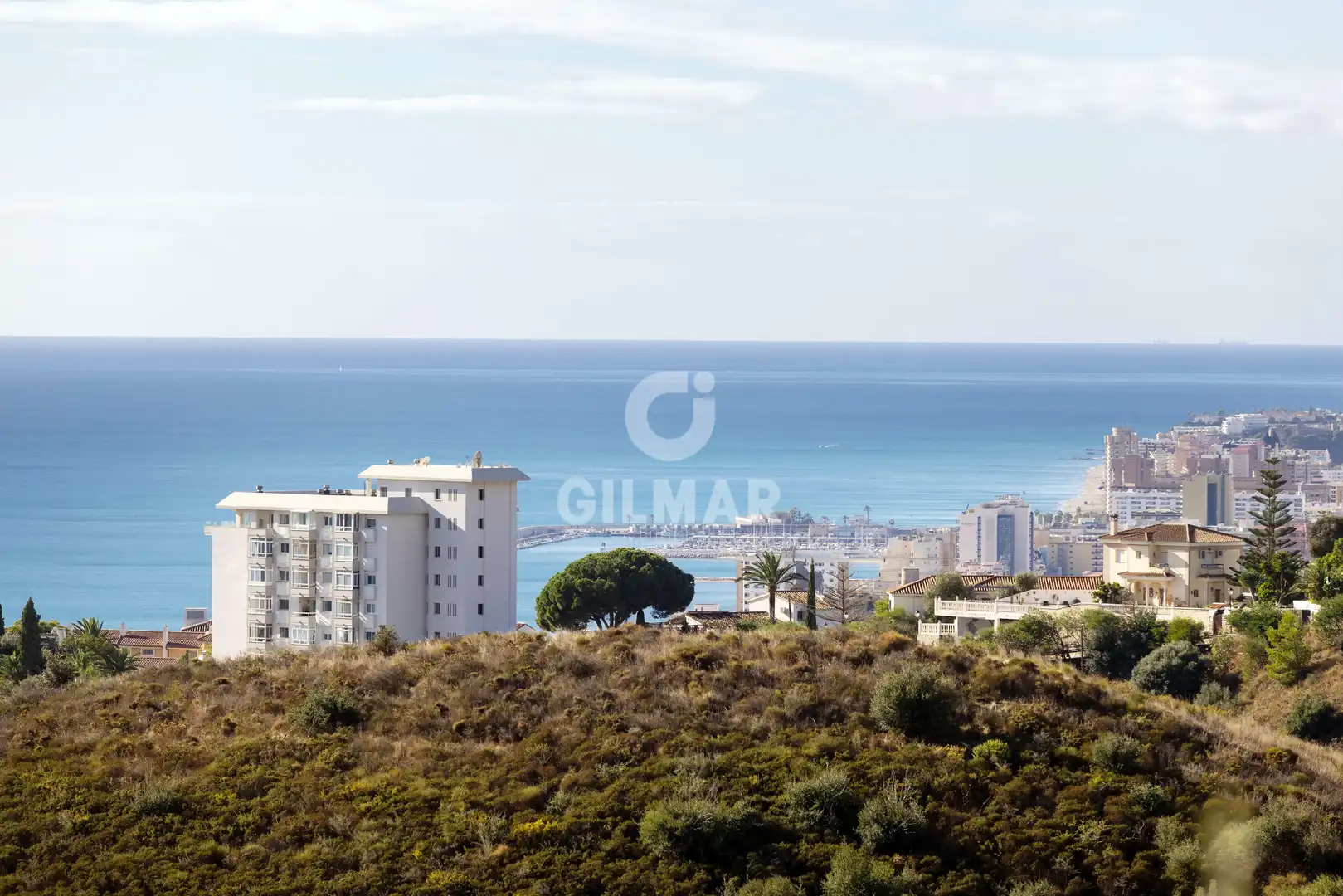 Außenansicht von Wohnungen zum Verkauf in Fuengirola mit Heizung, Privatgarten und Abstellraum