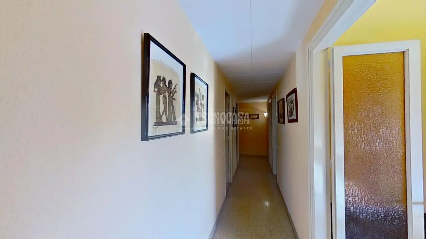 Piso en venta en Manresa con Balcón