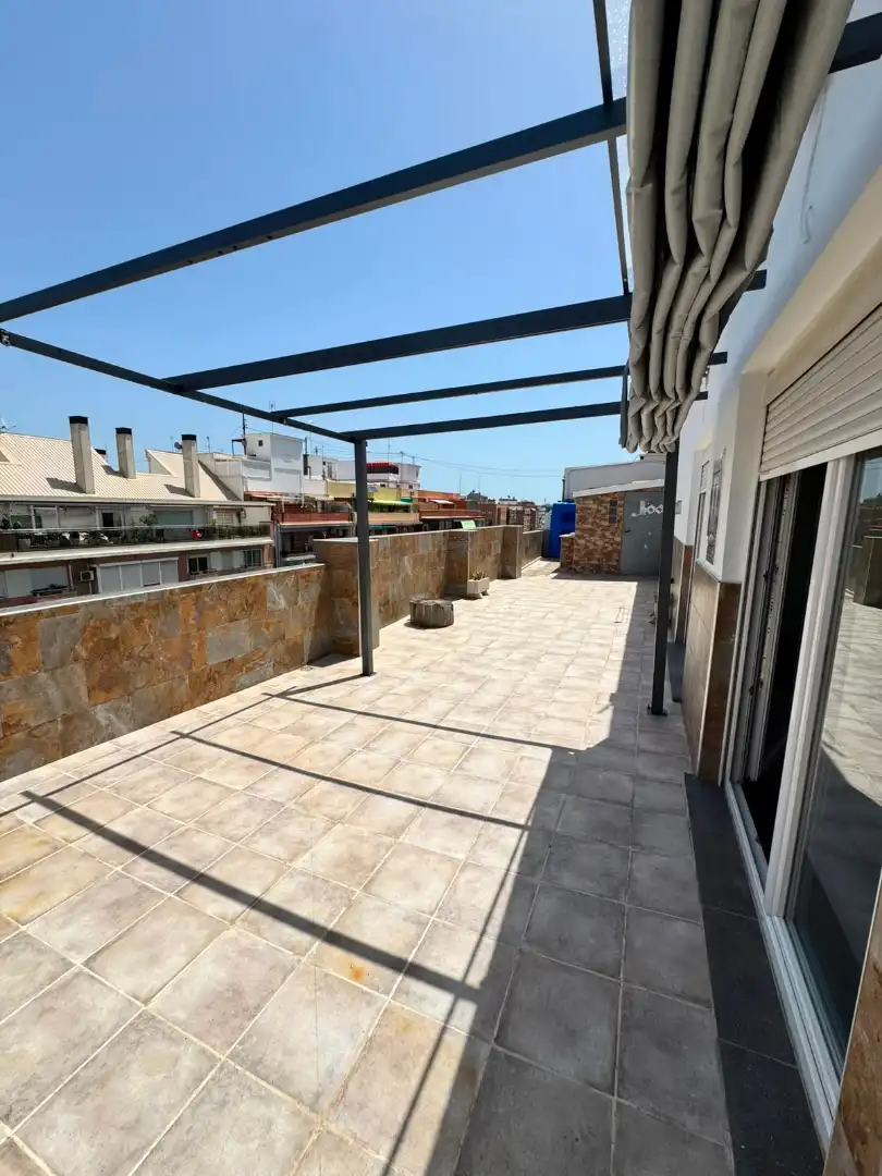Terraza de Ático de alquiler en Valencia con Aire acondicionado, Terraza y Amueblado