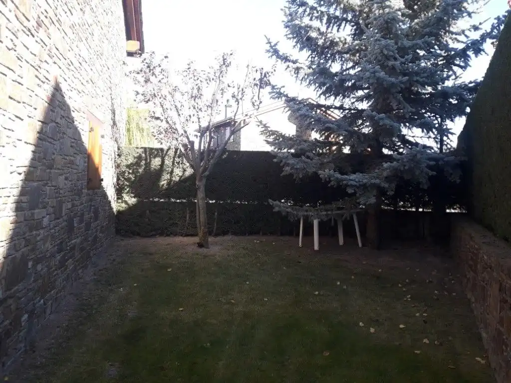 Terraced house with pool to rent in Avinguda del Segre 21, imagen 11