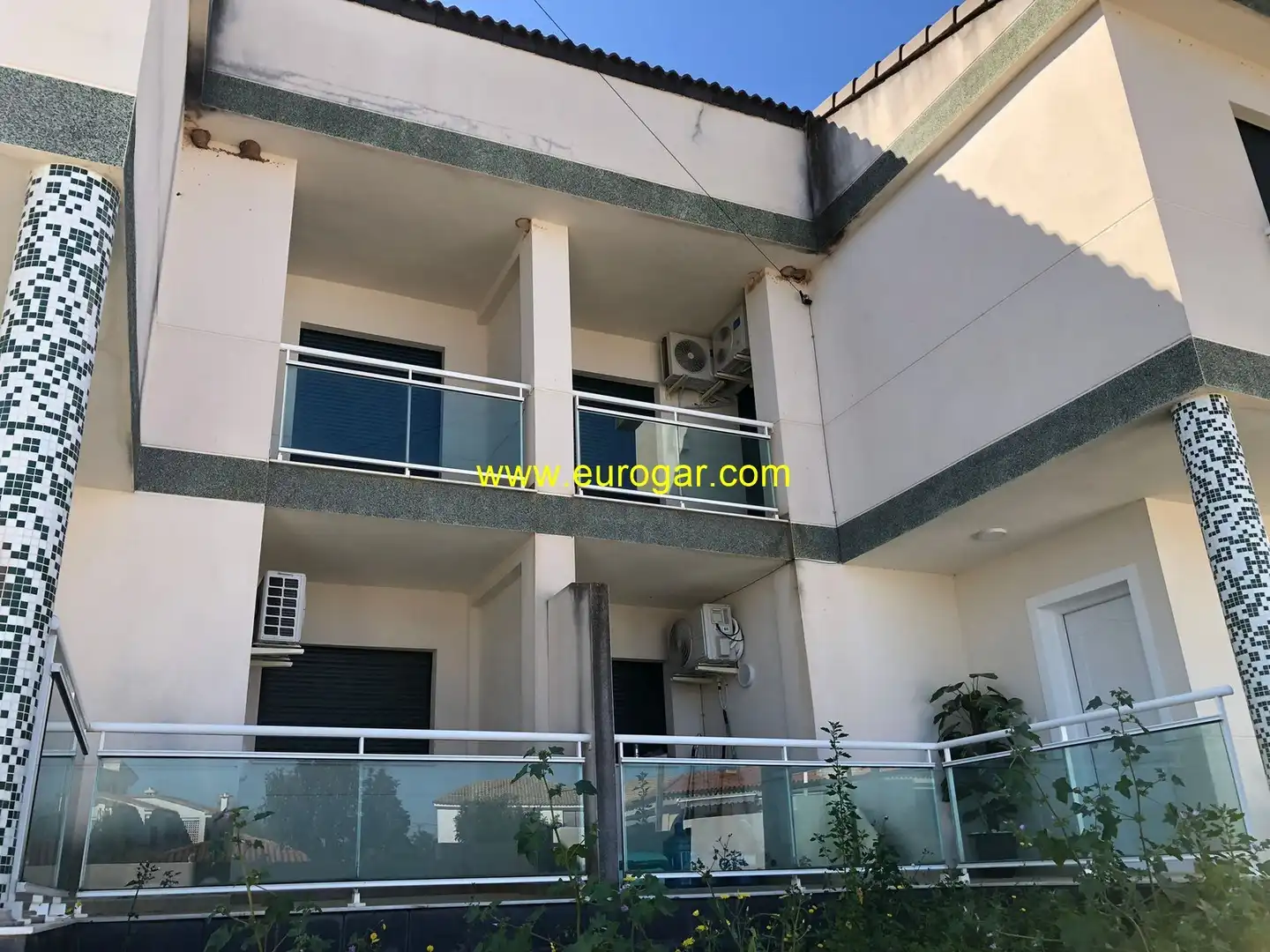 Vista exterior de Casa o chalet en venta en Chiva con Aire acondicionado, Terraza y Amueblado