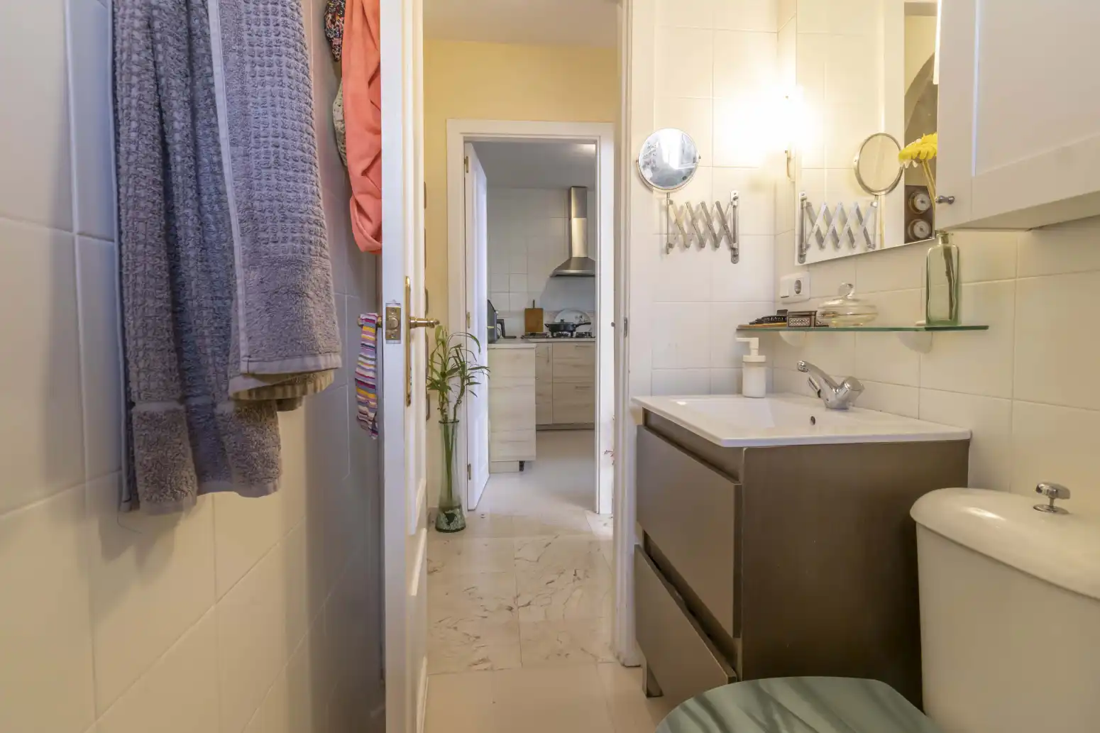 Bathroom of Houses for sale in Bormujos  with Air Conditioner, Terrace and Storage room