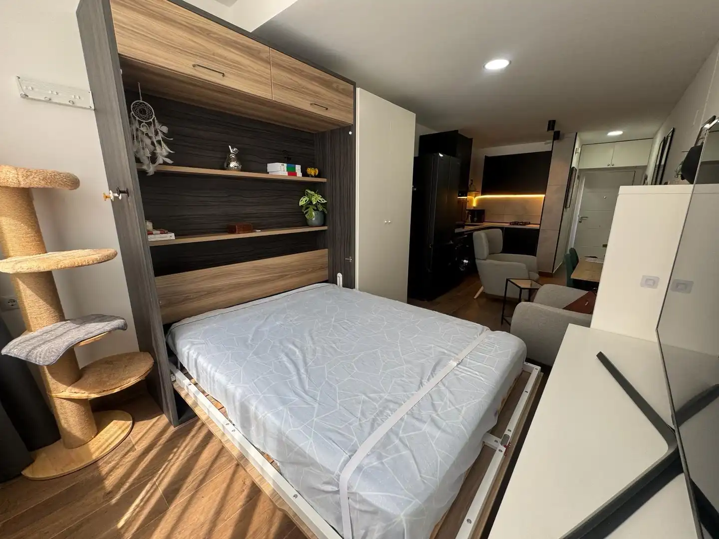 Habitación de Apartamento en venta en Torrevieja con Aire acondicionado y Amueblado