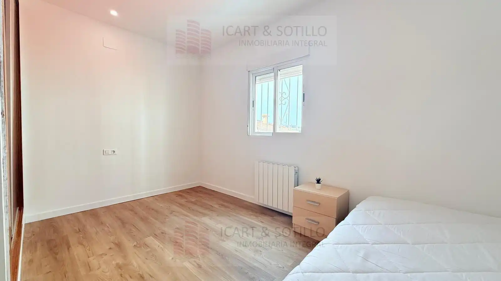 Bedroom of Houses for sale in Vinaròs  with Air Conditioner, Heating and Private garden