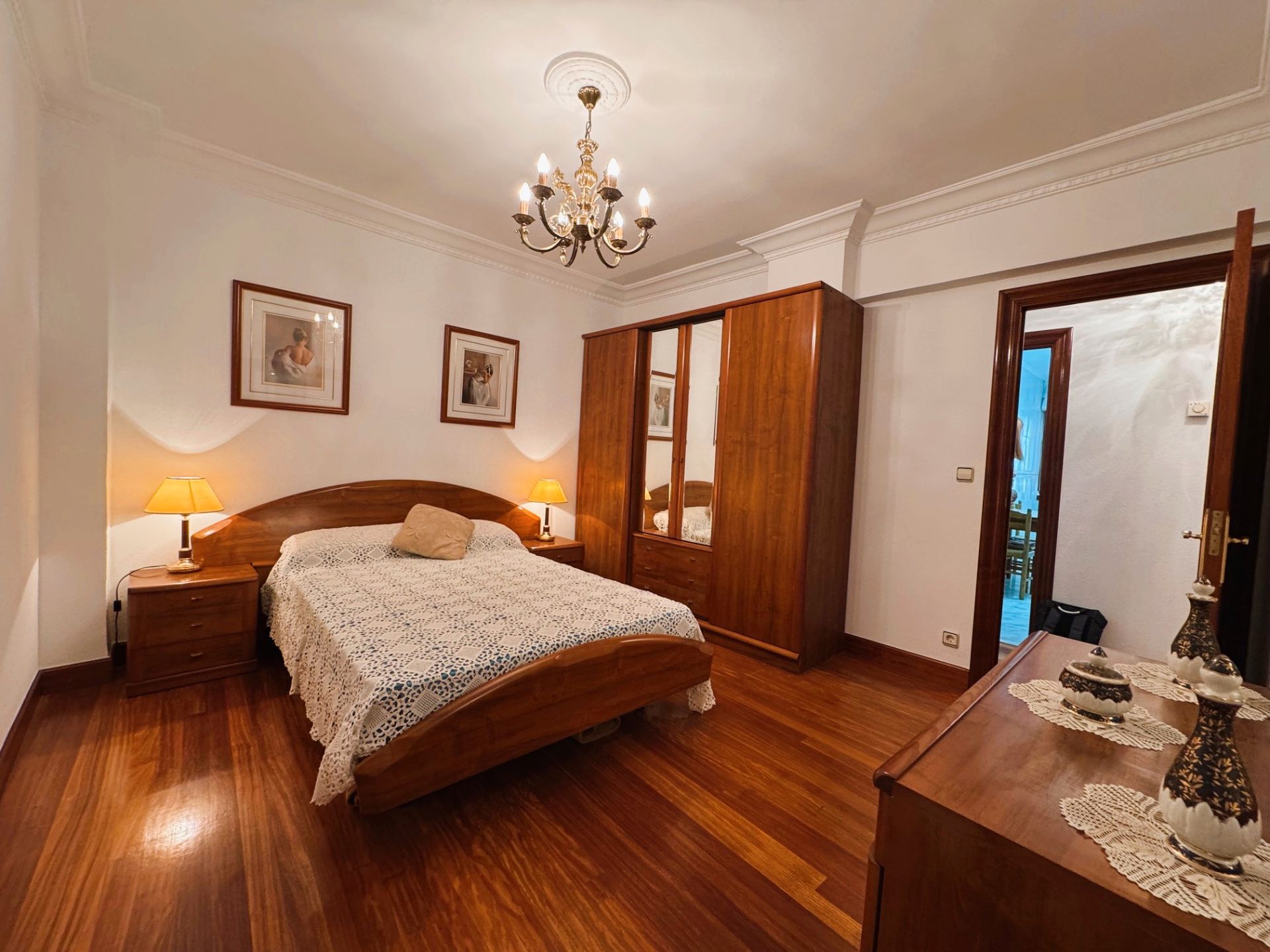 Bedroom of Flat for sale in Getxo 