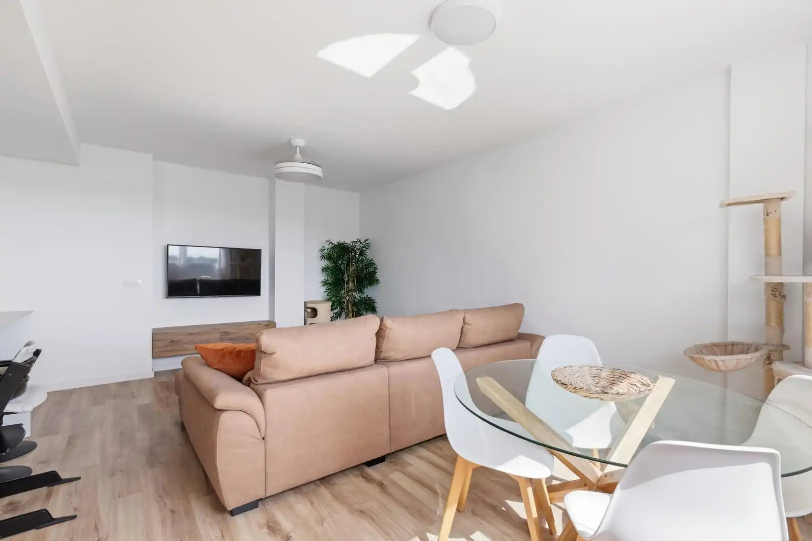 Sala de estar de Dúplex en venta en Sagunto / Sagunt con Aire acondicionado, Terraza y Trastero