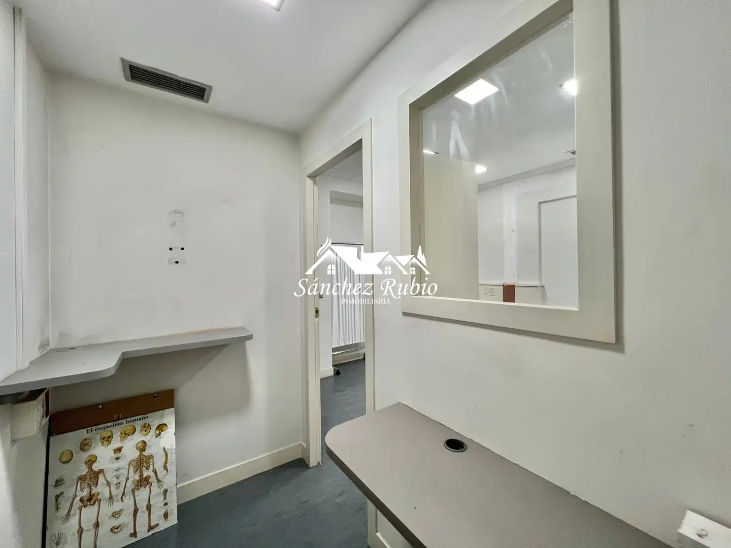Local en venta en Madrid con Aire acondicionado y Calefacción