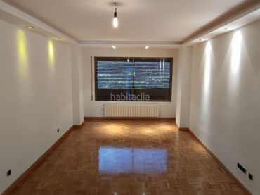 Appartamento con ascensore in vendita a Calle del Final 5