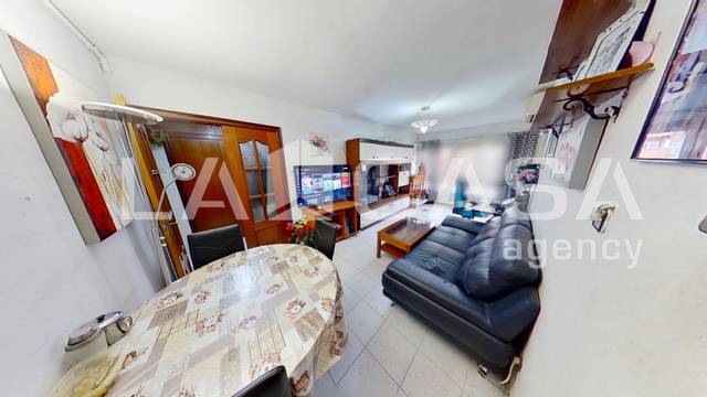 Piso en Venta en Carrer de Guipúscoa en La Verneda i la Pau