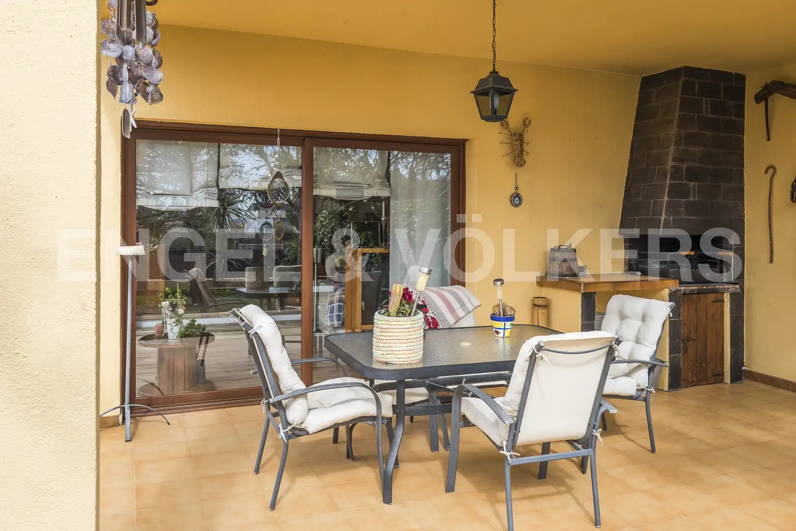 Terrassa de Casa o xalet en venda en Pacs del Penedès amb Calefacció, Jardí privat i Parquet