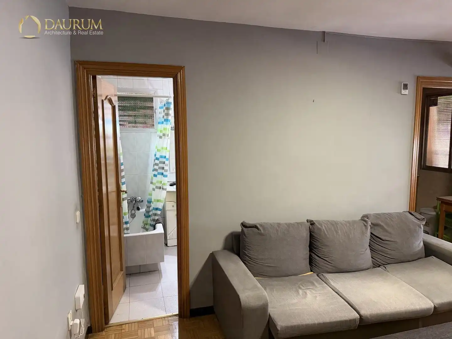 Flat for sale in Madrid  with Air Conditioner, Heating and Terrace