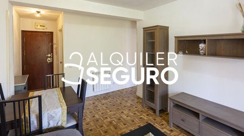 Foto 3 de Piso de alquiler en De Valldemosa, Valdezarza, Madrid Capital