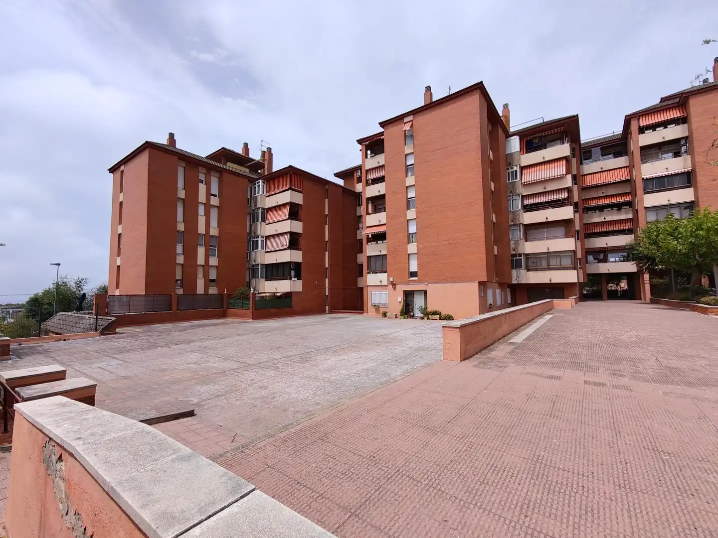 Aparcament de Pis en venda en Tarragona amb Aire condicionat, Calefacció i Jardí privat