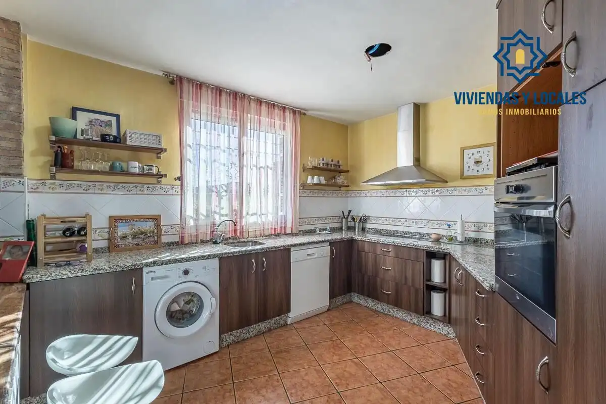 Chalet con piscina en venta en Residencial Triana - Barrio Alto, imagen 10