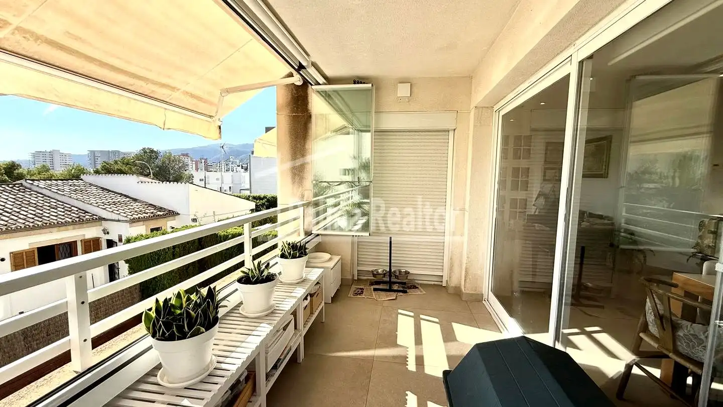 Vista exterior de Dúplex en venda en  Palma de Mallorca amb Aire condicionat, Calefacció i Jardí privat