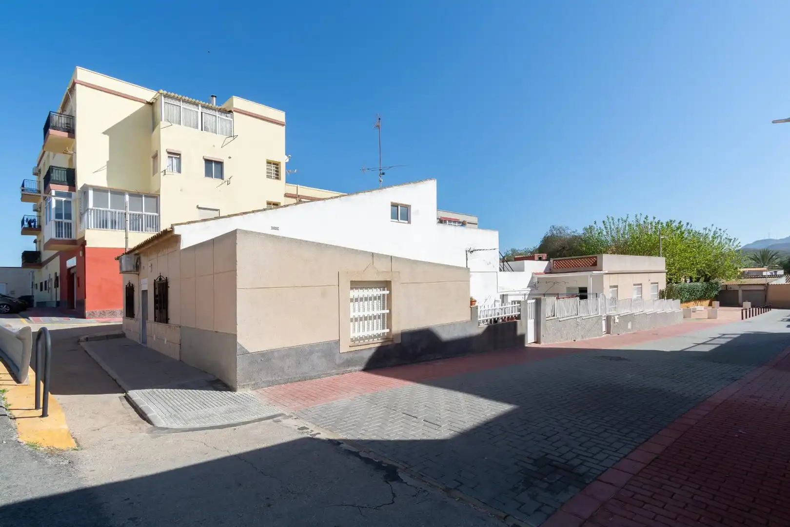 Vista exterior de Casa o chalet en venta en Cartagena con Trastero, Amueblado y Balcón