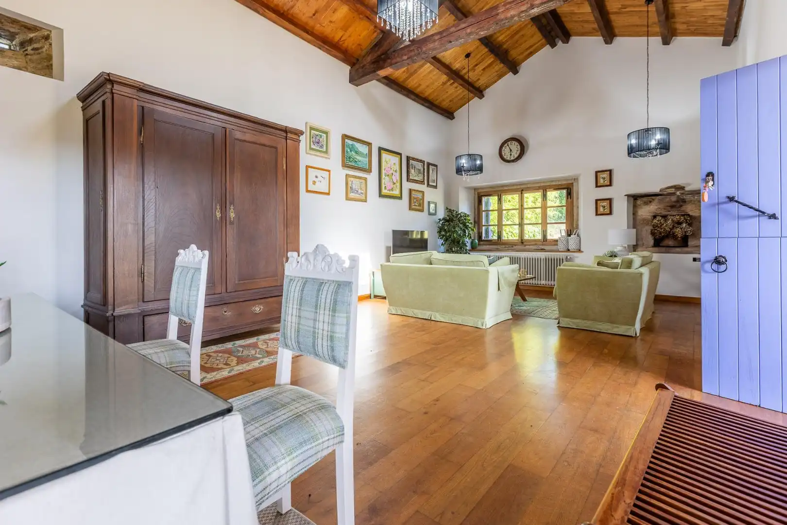 Sala de estar de Casa o chalet en venta en O Pino  con Calefacción, Jardín privado y Terraza