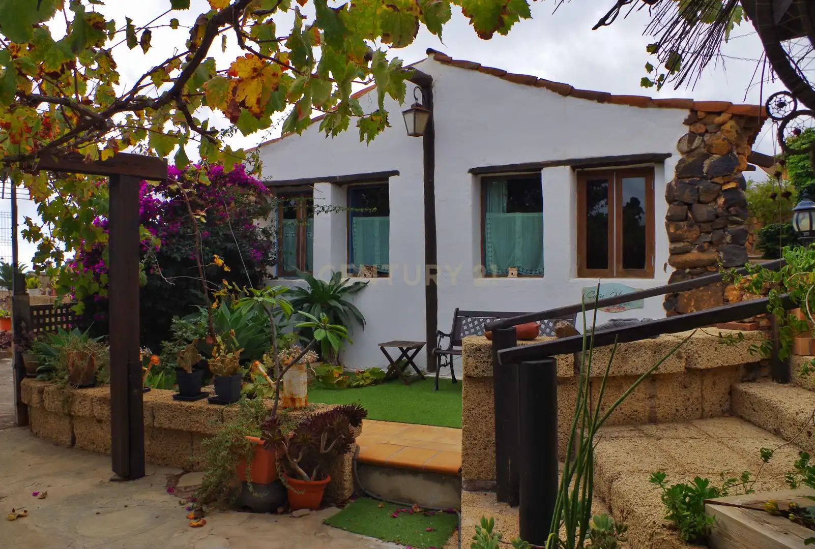 Exterior view of Houses for sale in San Miguel de Abona  with Swimming Pool