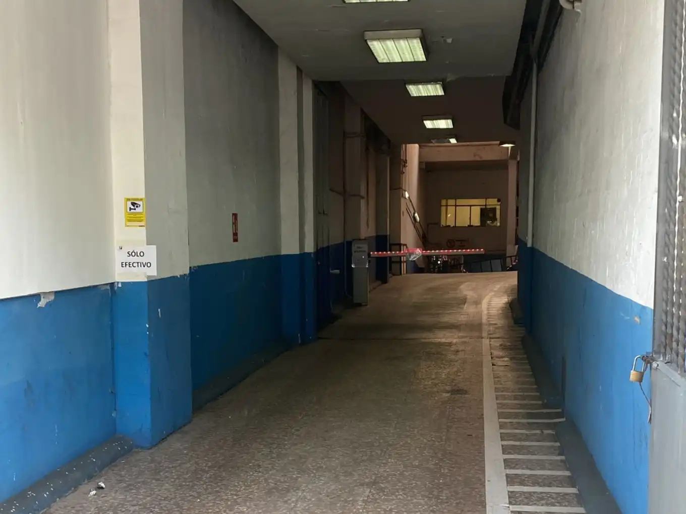 Garage for rent in Madrid  with Alarm