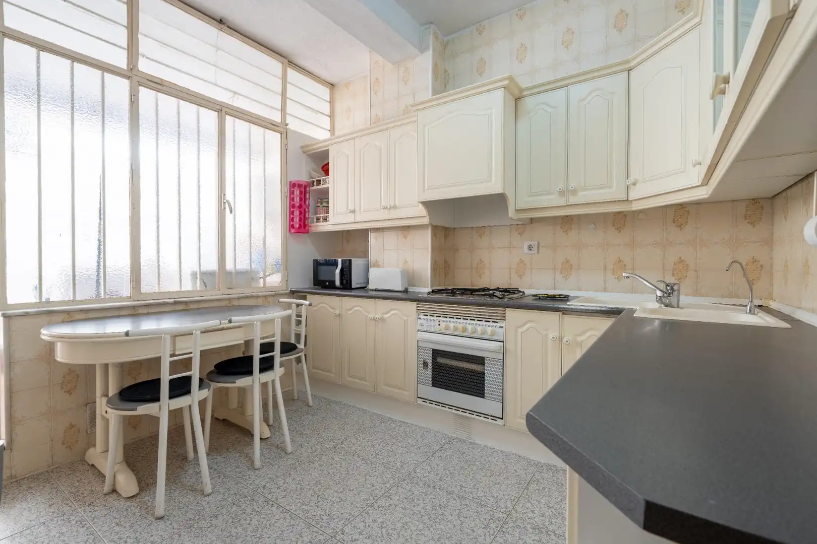 Flat with terrace to rent in Calle Doctor Barraquer, imagen 3