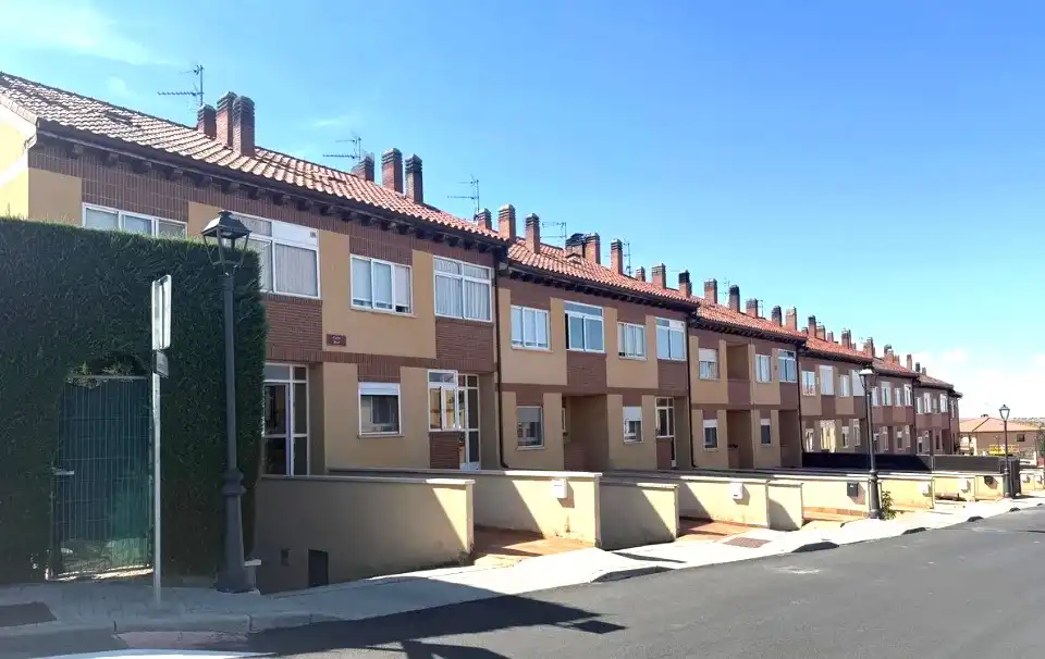 Villa con piscina in vendita a Espirdo