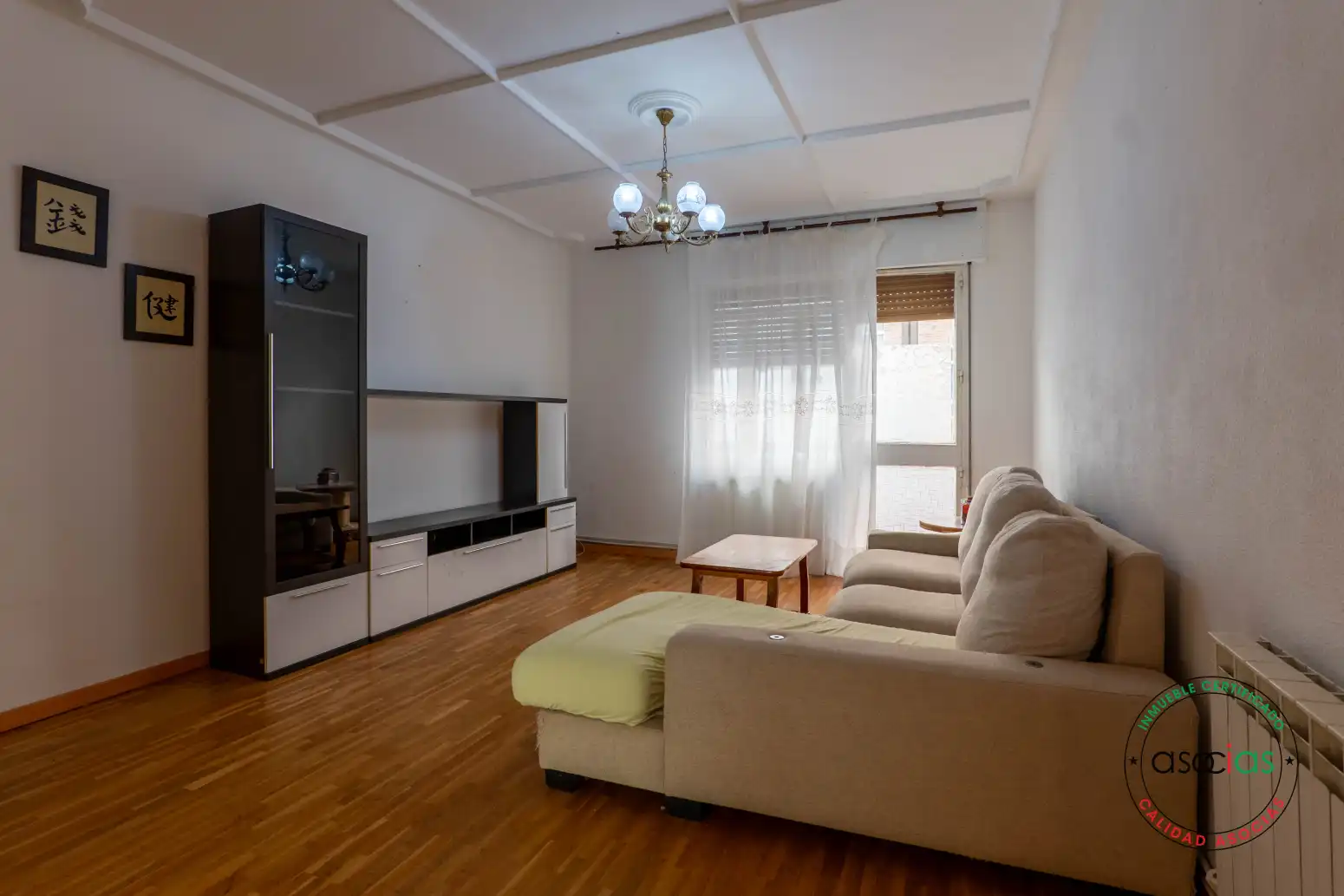 Sala d'estar de Pis en venda en Gijón  amb Calefacció i Parquet