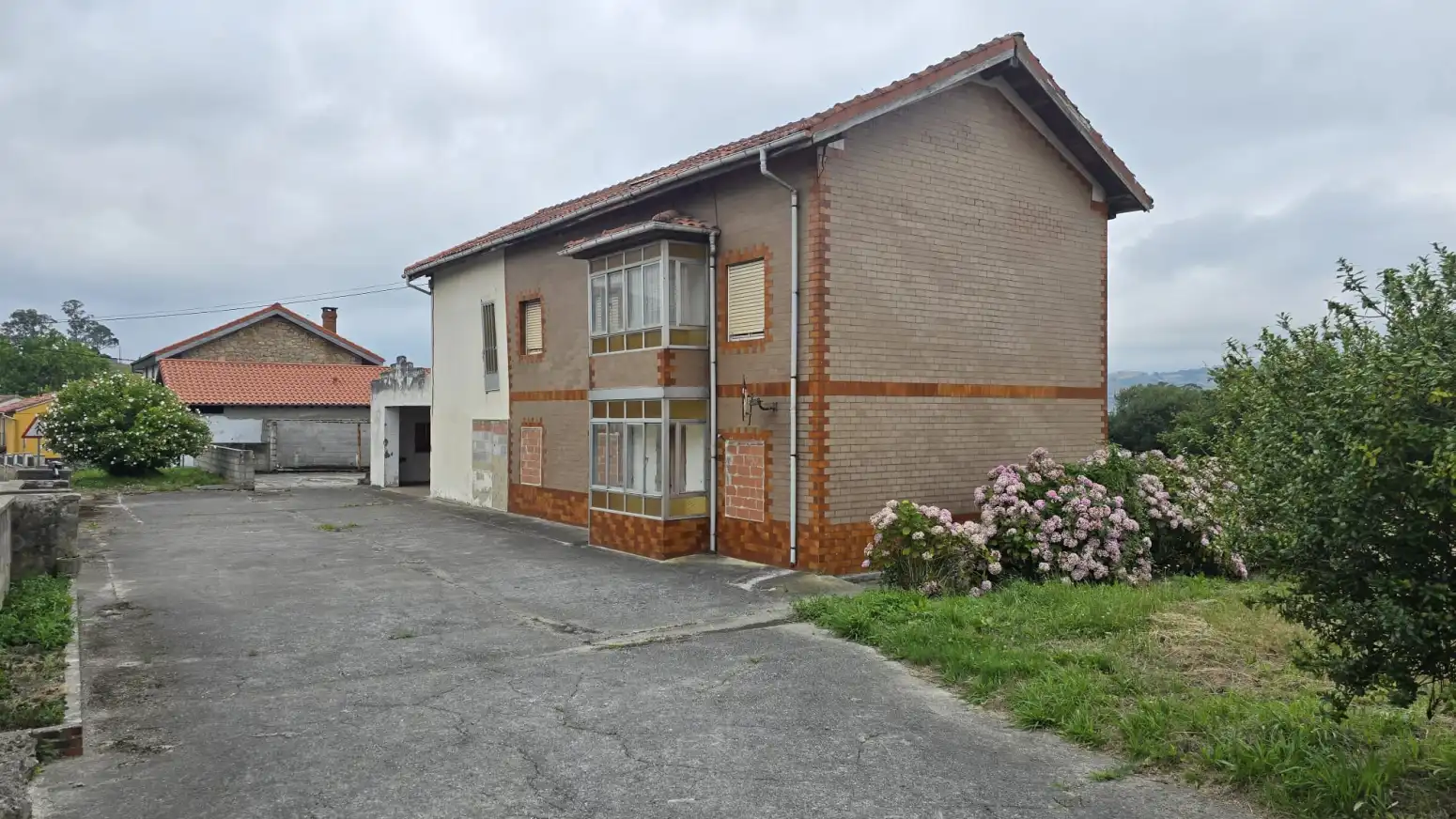Maison avec jardin à vendre à Cortiguera - CL MAYOR 26